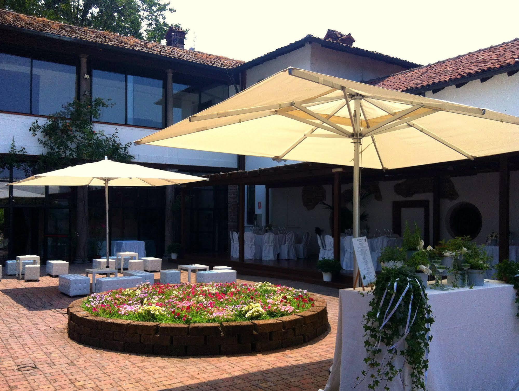 Excel Hotel Naviglio - Ca'Bianca Milán Exteriér fotografie