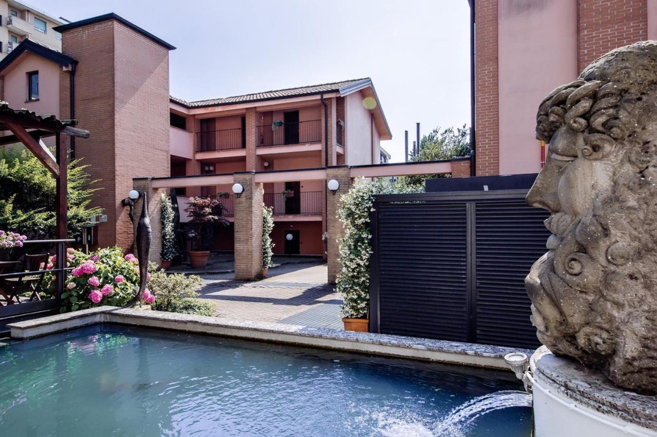 Excel Hotel Naviglio - Ca'Bianca Milán Exteriér fotografie