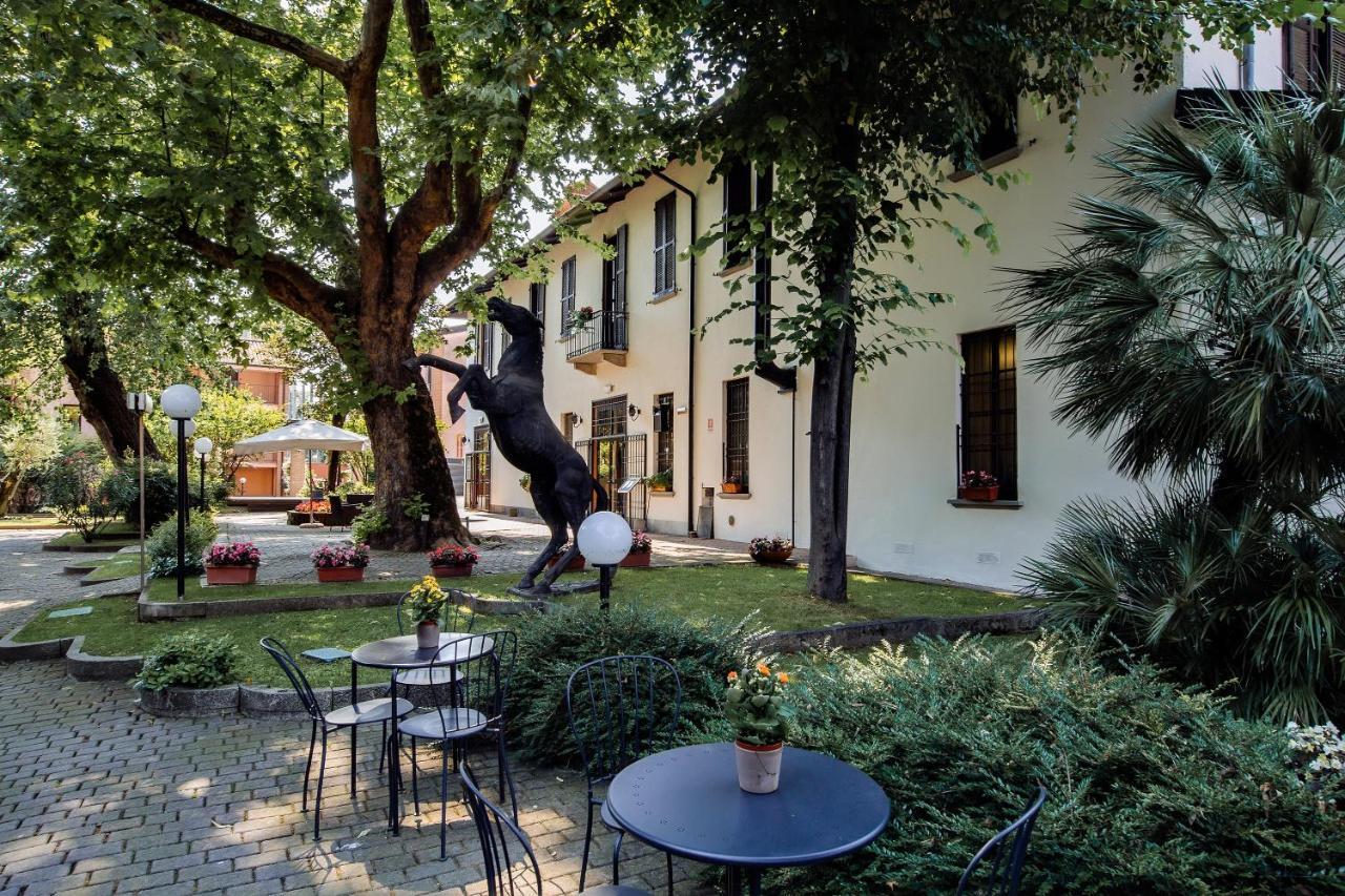 Excel Hotel Naviglio - Ca'Bianca Milán Exteriér fotografie