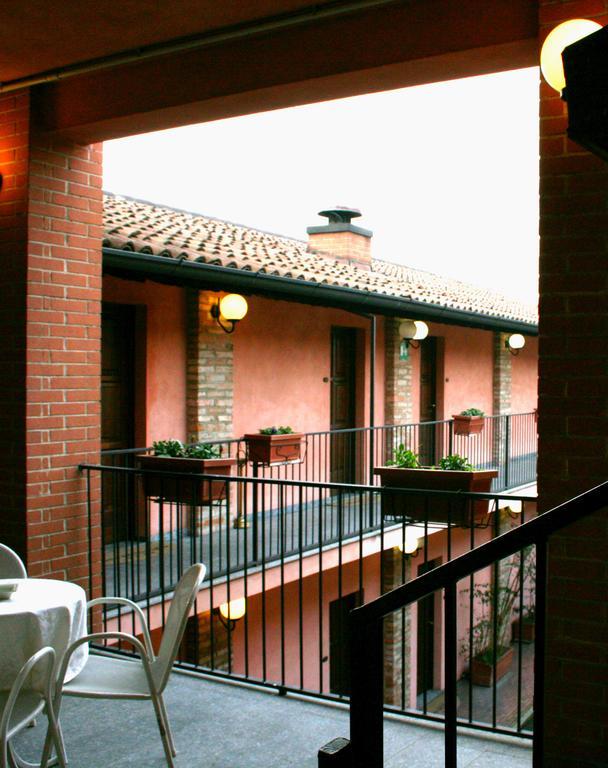 Excel Hotel Naviglio - Ca'Bianca Milán Exteriér fotografie