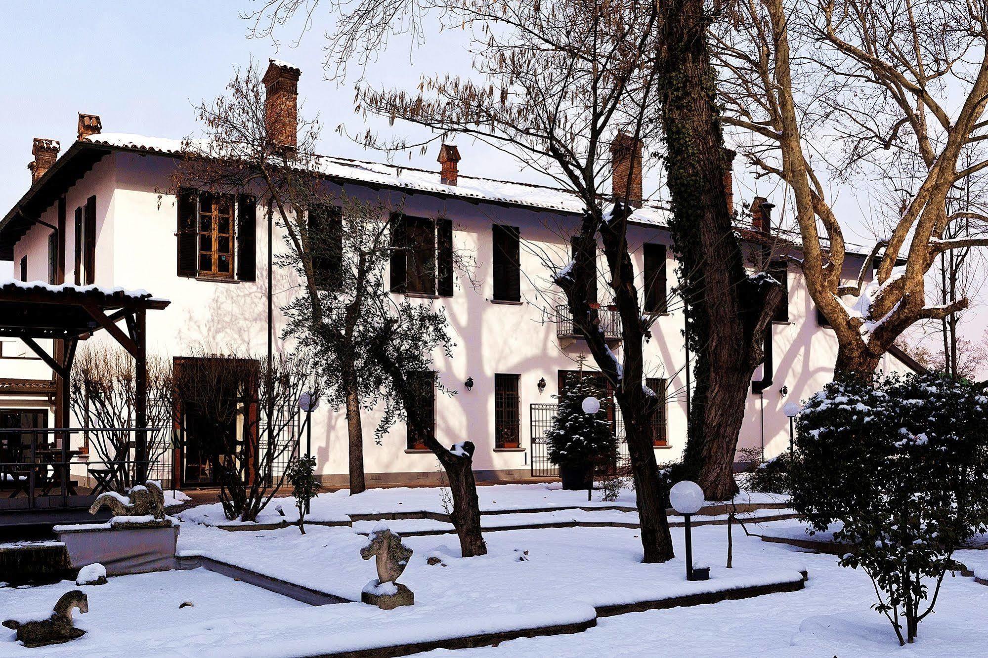 Excel Hotel Naviglio - Ca'Bianca Milán Exteriér fotografie